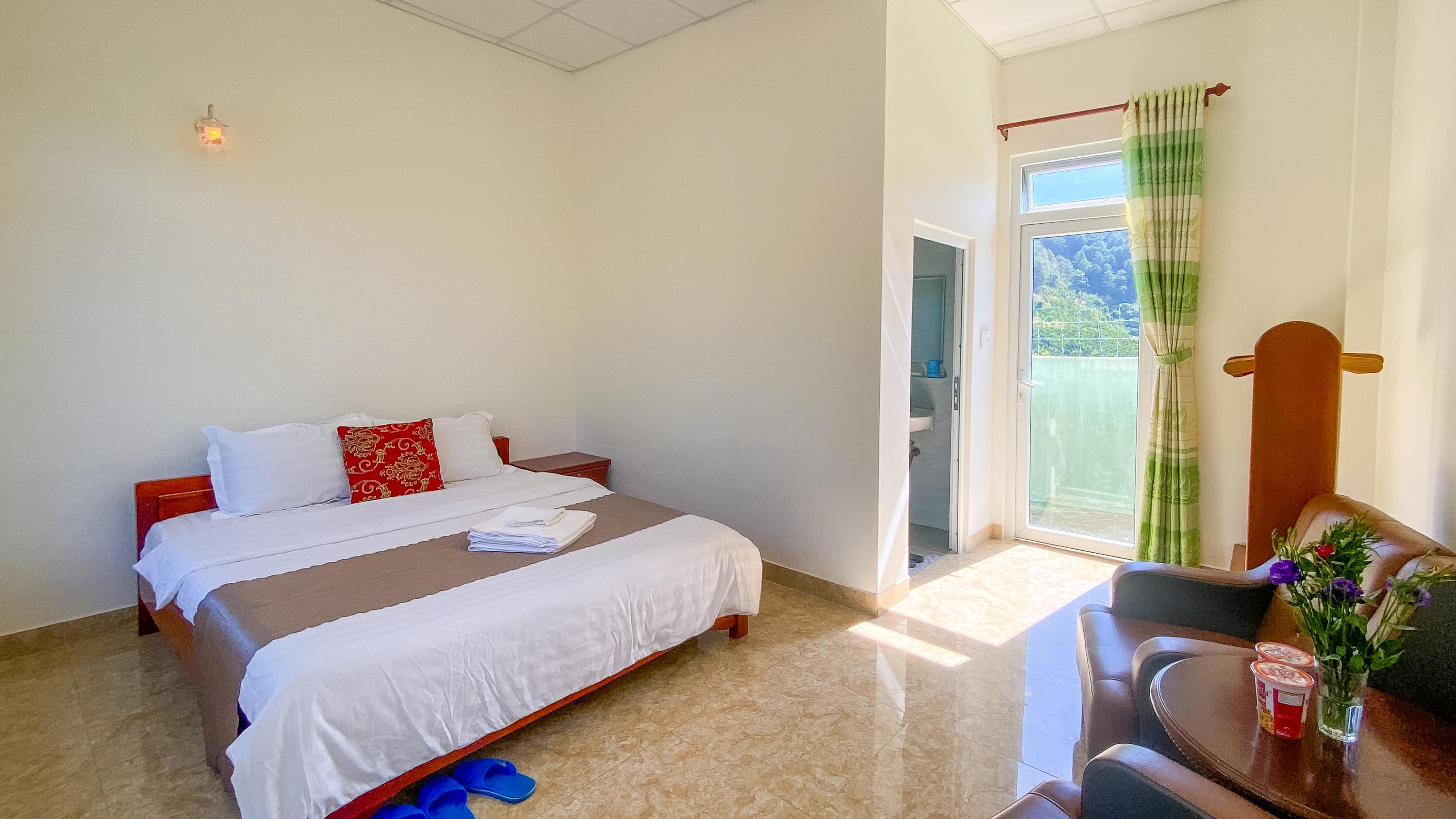 1088robins_farmstay-23